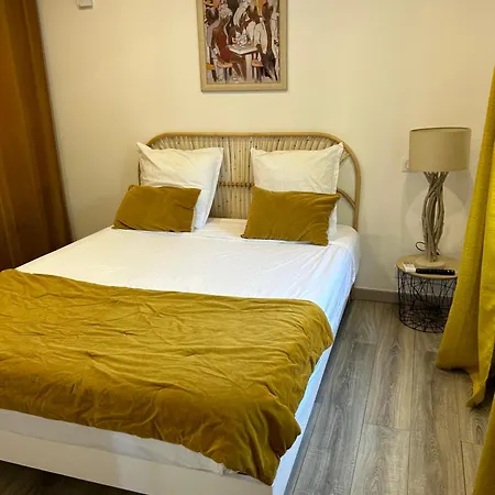 A Ajaccio Apartment *